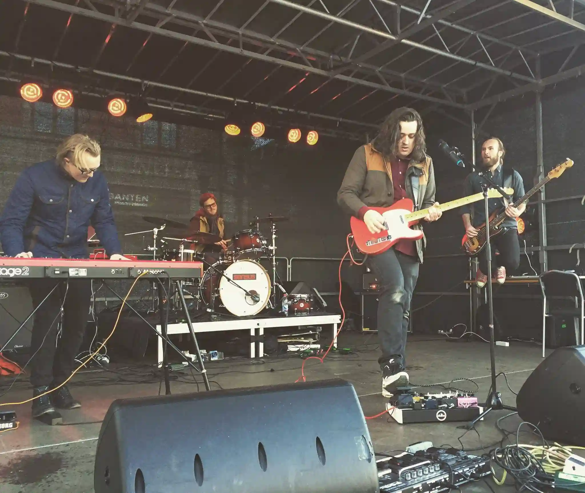 Bandet In Hours spelar live i Linköping till förmån för Musikhjälpen